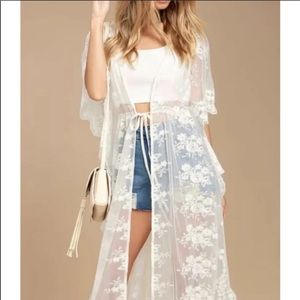 BNWT Lulu’s Lace Kimono and FP Brami